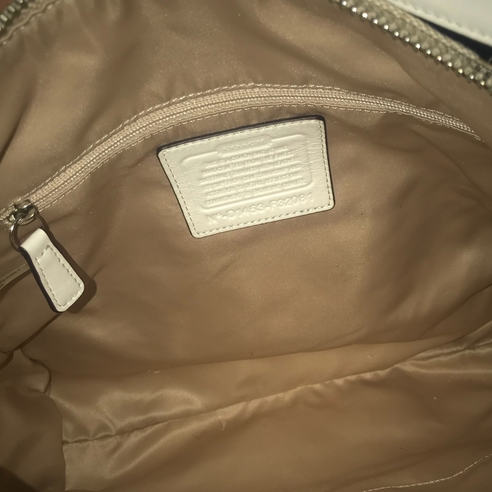 Coach Handbag - Picture 7 of 8